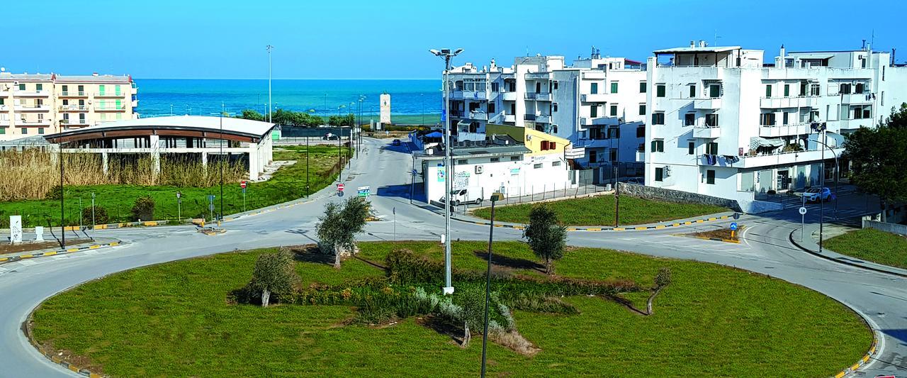 La Rotonda Sul Mare Aparthotel Vieste Luaran gambar